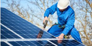 Installation Maintenance Panneaux Solaires Photovoltaïques à Montresor